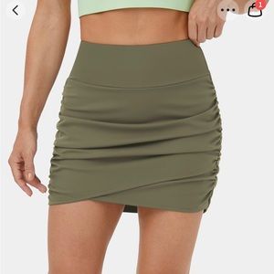 Halara bodycon skirt like new with built in shorts